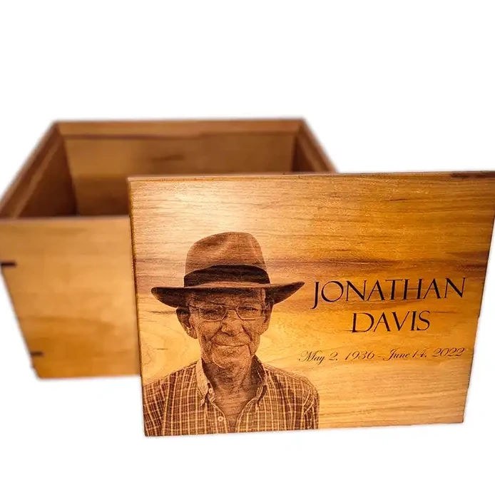 photo-engraved-cherry-urn